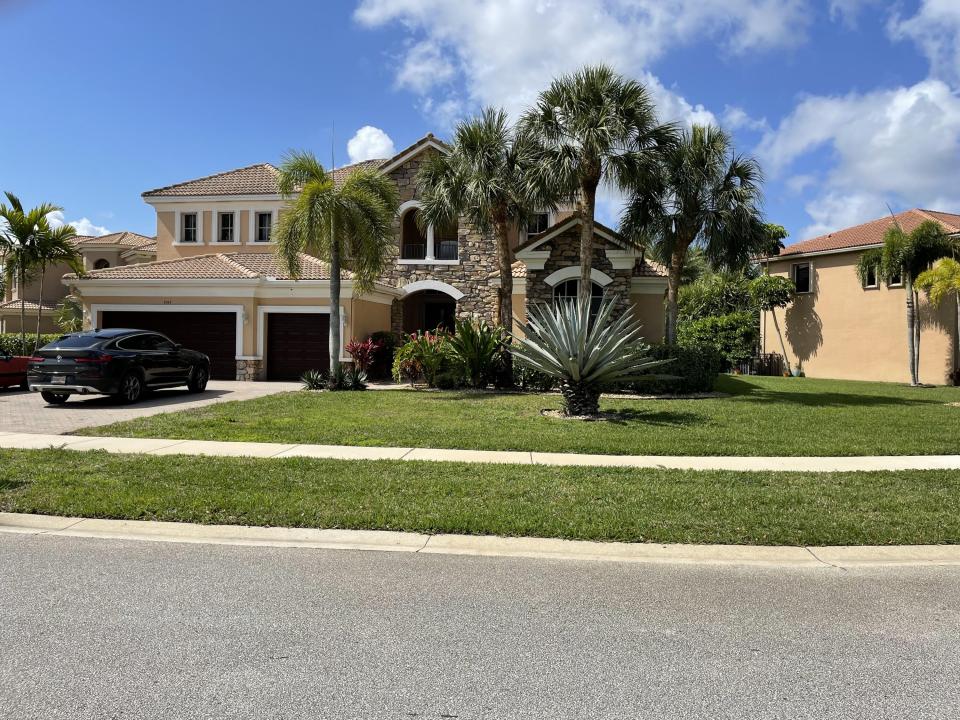 9192 Pineville Drive, Country Cove Estates, Lake Worth, Floryda 33467, USA