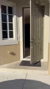 21109 NW 14th Pl 4-32, Miami Gardens, Florida 33169, USA