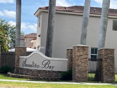 977 SW 153rd Path, Miami, Florida 33194, USA