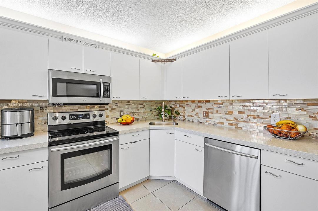 4101 E Coral Tree Cir 313, Coconut Creek, Flórida 33073, Estados Unidos