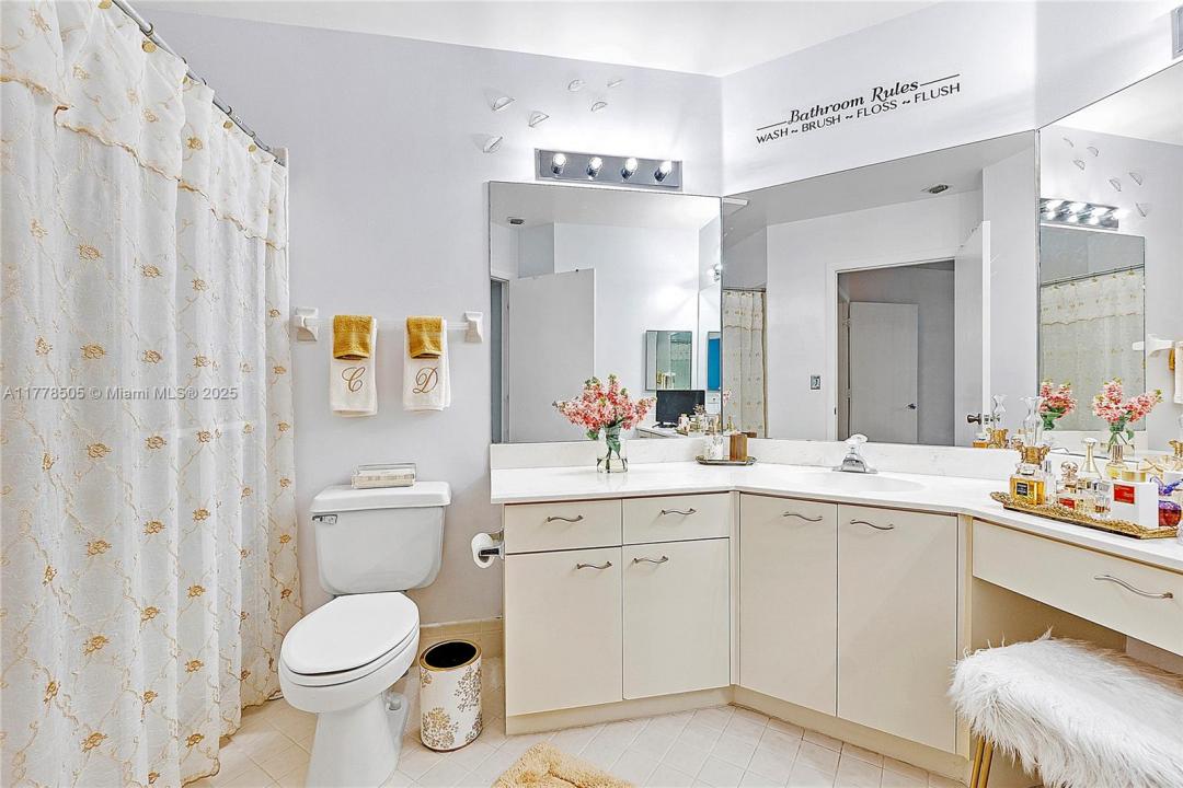 4101 E Coral Tree Cir 313, Coconut Creek, Flórida 33073, Estados Unidos