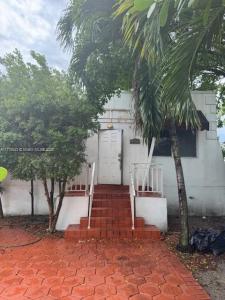 1738 SW 17th St, Miami, Florida 33145, USA