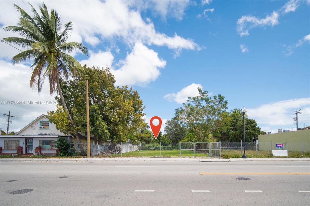 7635 NE 2nd Ave, Miami, フロリダ 33138, アメリカ合衆国