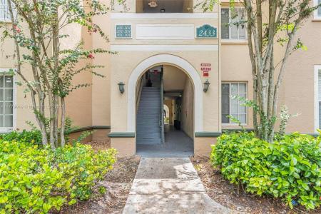 2433 Centergate Dr 102, Miramar, Florida 33025, USA
