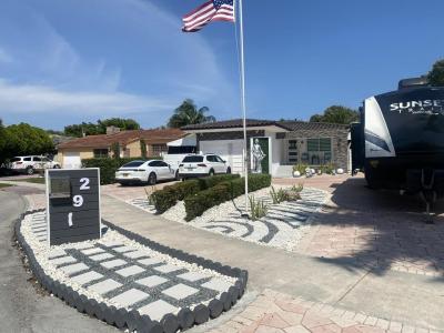 291 Cir Dr, Hialeah, Florida 33010, USA