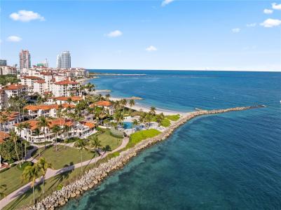 19133 Fisher Island Dr 19133, Miami Beach, Florida 33109, USA