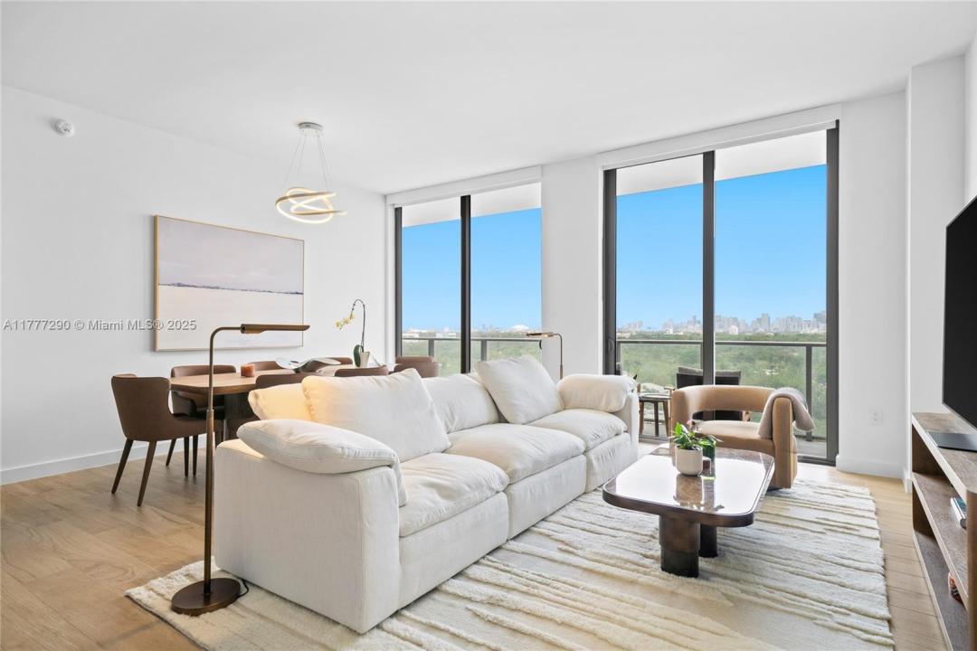 2678 Tigertail Ave 1002B, Miami, Florida 33133, HOA KỲ