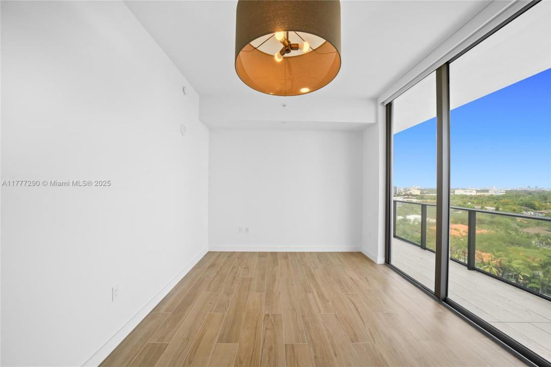 2678 Tigertail Ave 1002B, Miami, Florida 33133, HOA KỲ