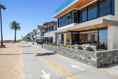 W Oceanfront, Newport Beach, California 92661