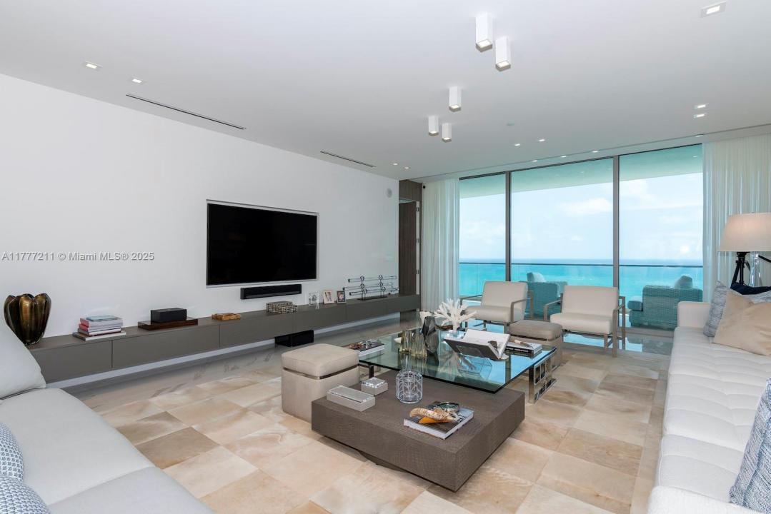 10201 Collins Ave 1803, Bal Harbour, Florida 33154