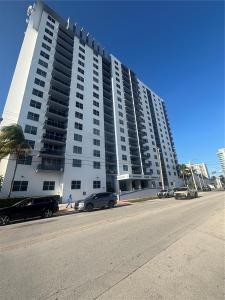 401 69th St 1607, Miami Beach, Florida 33141, USA