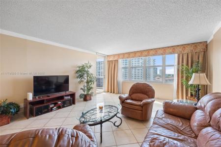 3725 S Ocean Dr 1124, Hollywood, Florida 33019, USA