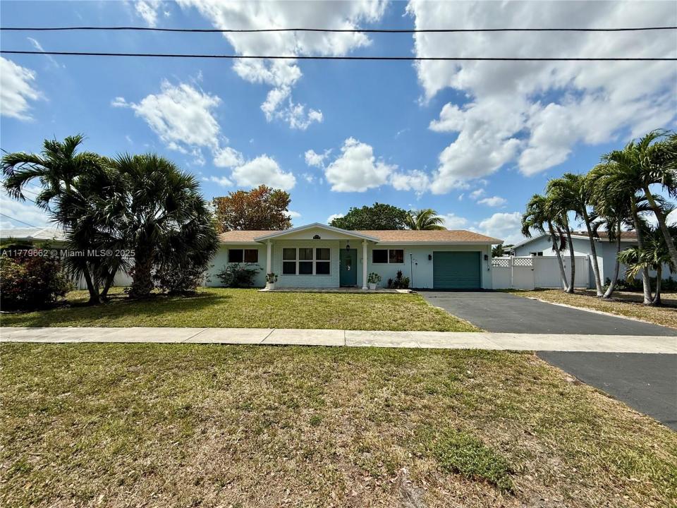 1625 E River Dr, Margate, Florida 33063, USA