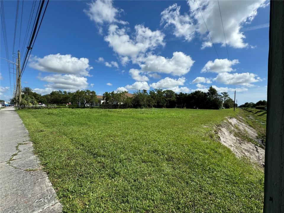 3494 S Jog Rd, Green Acres, Florida 33467, Estados Unidos