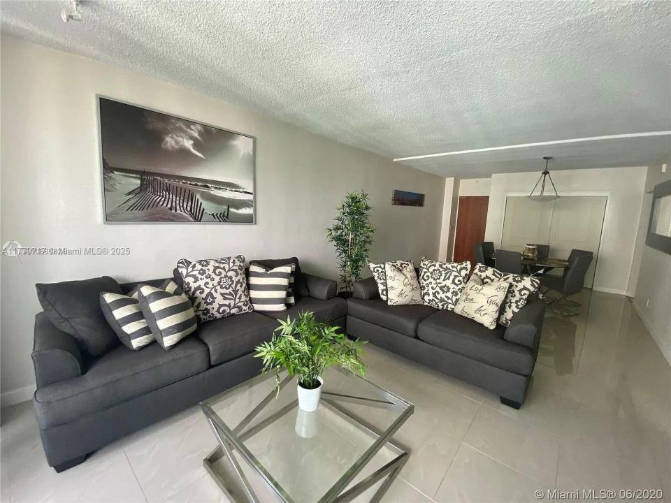 4001 S Ocean Dr 10K, Hollywood, Florida 33019