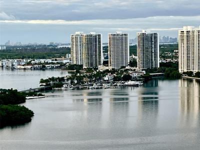 3530 Mystic Pointe Dr 3004, Aventura, Florida 33180, USA