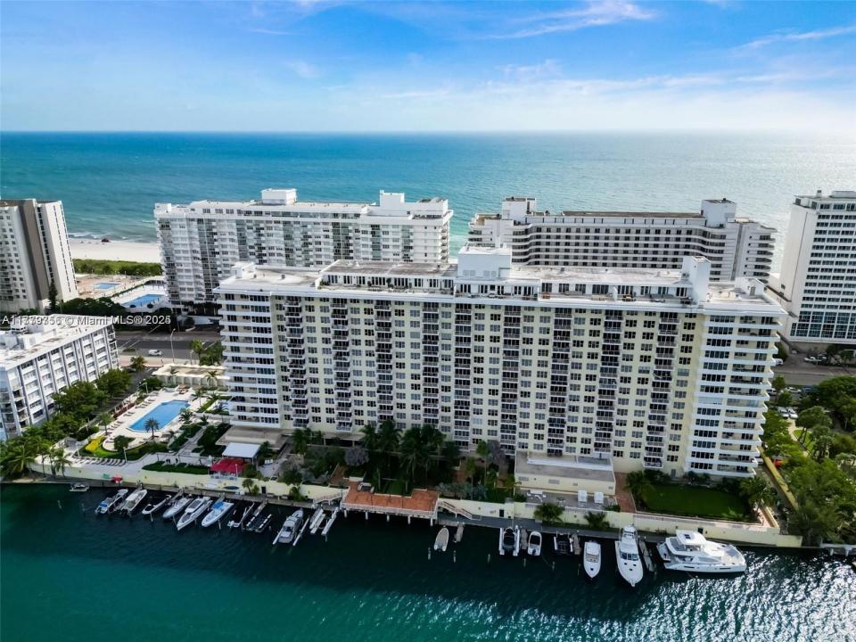 5600 Collins Ave 17J, Miami Beach, Florida 33140, Estados Unidos