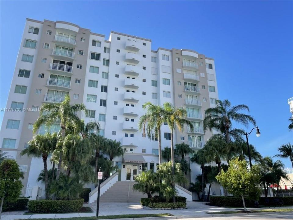 Sunny Isles Beach, Florida 33160
