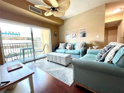 6001 SW 70th St 429, South Miami, Florida 33143, USA