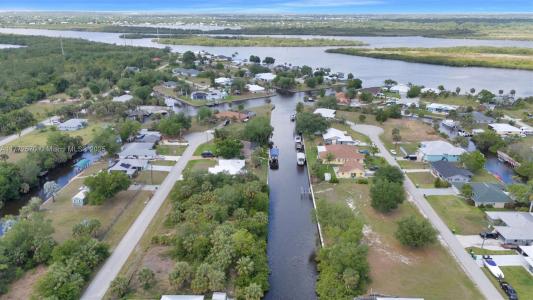 28450 Sabal Palm Dr, Punta Gorda, Floryda 33982, USA
