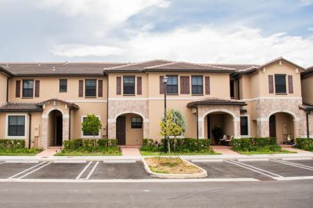3310 W 114th Ter, Hialeah, Florida 33018, USA