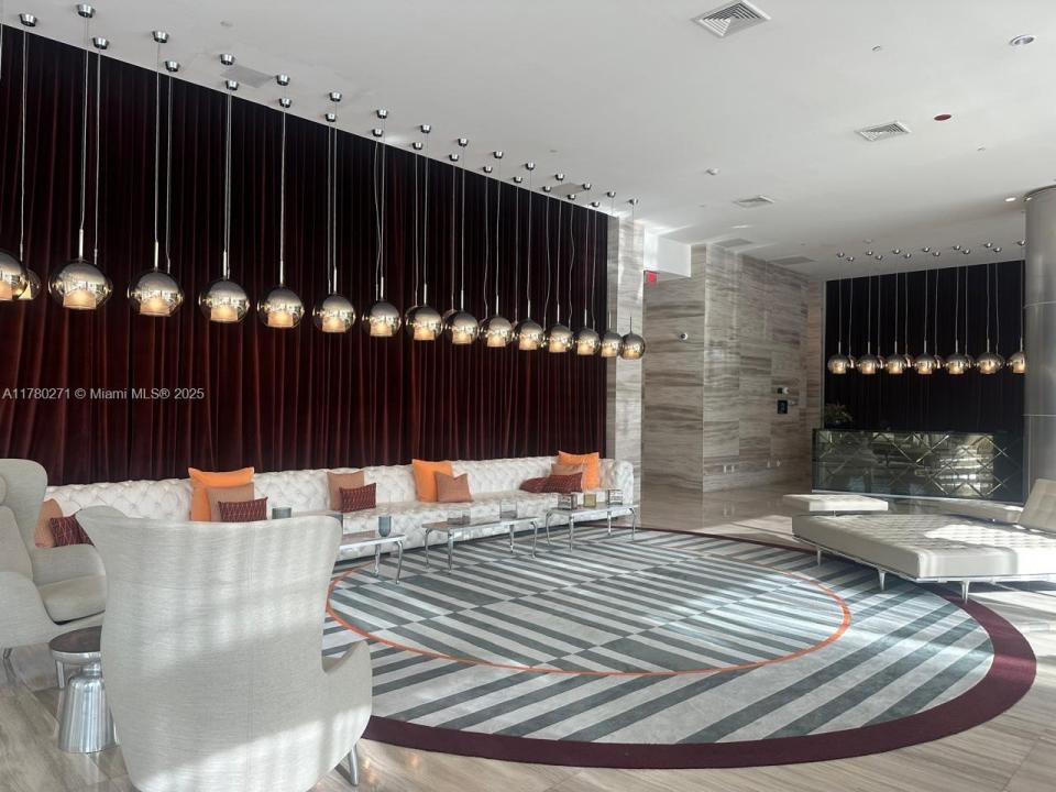 2000 Metropica Way 603, Sunrise, フロリダ 33323, アメリカ合衆国