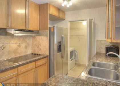 875 Riverside Dr 713, Coral Springs, Florida 33071, USA