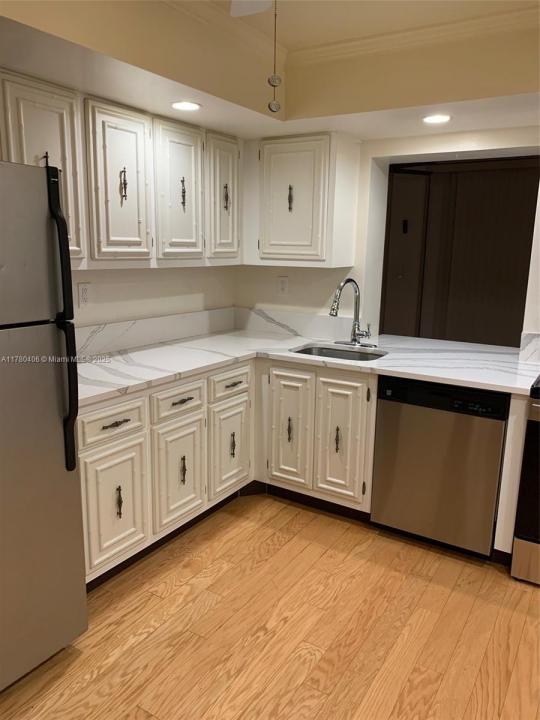 800 Parkview Dr 224, Hallandale Beach, Florida 33009, Estados Unidos