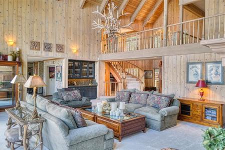 Peninsula Drive, Lake Arrowhead, California 92352