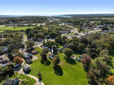 576 East Main Road, Middletown, RI 02842, USA