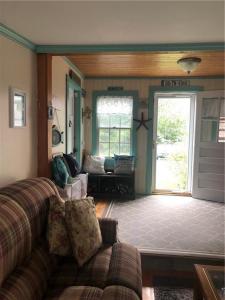 10 Isabelle Drive, Narragansett, Rhode Island 02882