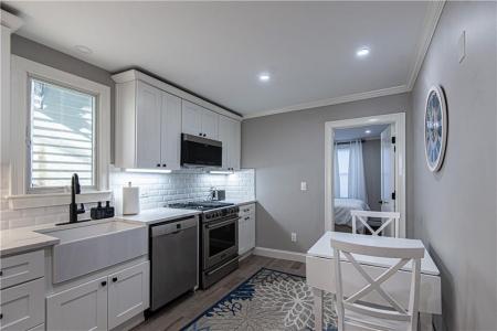 30 Prospect Hill 1, Newport, Rhode Island 02840