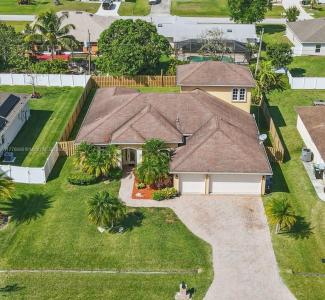 1425 SW Oriole Ln, Port St. Lucie, Florida 34953, USA