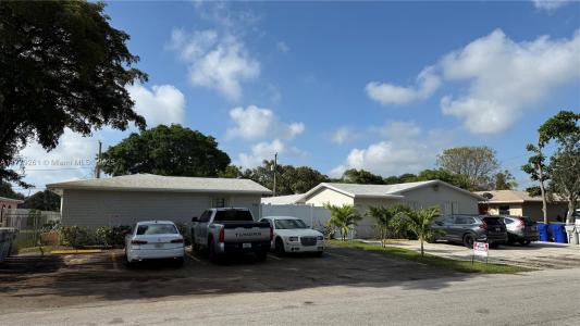 216 NW 12th St, Pompano Beach, Florida 33060, USA
