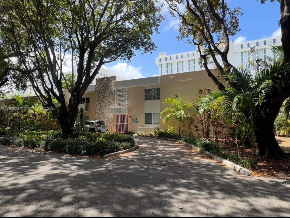 1235 Mariposa Ave 1, Coral Gables, Floride 33146, États-Unis