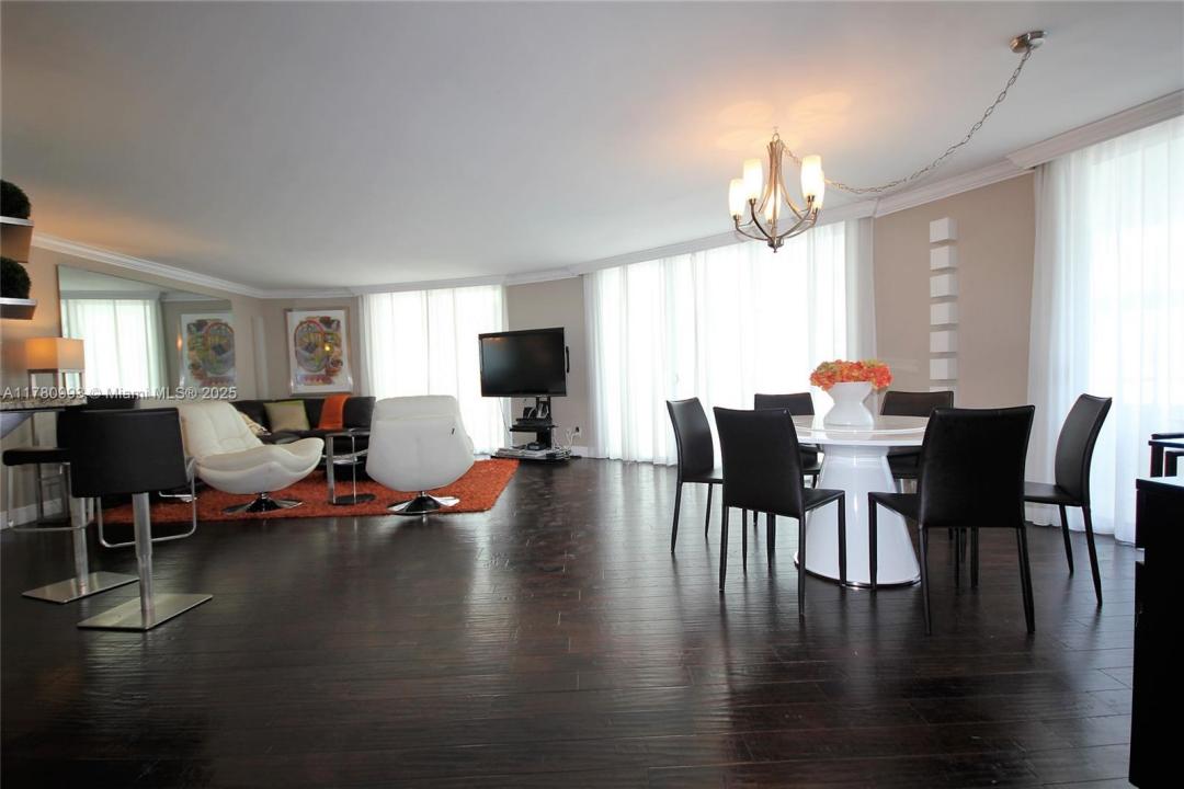 5151 COLLINS AV 924, Miami Beach, Floride 33140, États-Unis