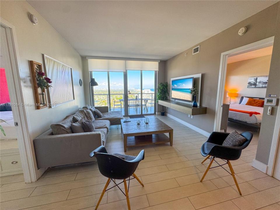2600 E Hallandale Beach Blvd T3208, Hallandale Beach, Floride 33009, États-Unis