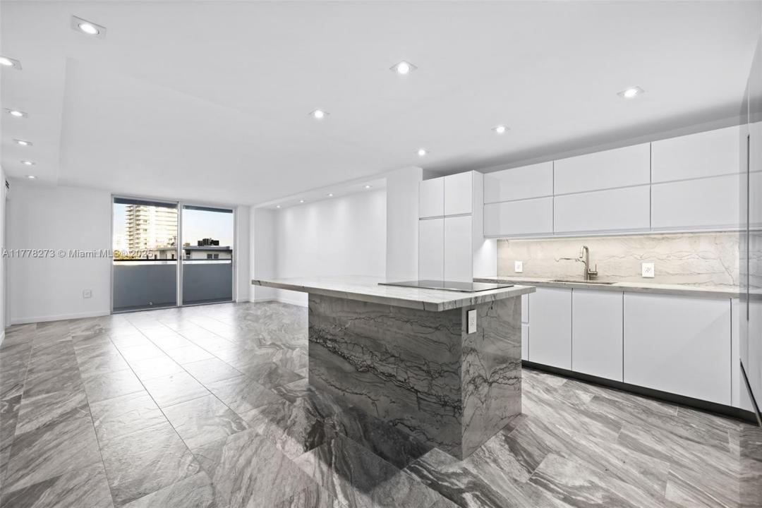 1658 Bay Rd 504, Miami Beach, Floride 33139, États-Unis
