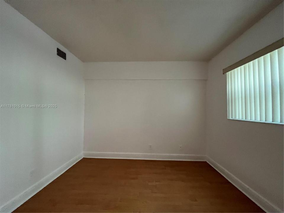 1201 SW 50th Ave 105-4, North Lauderdale, 佛罗里达州 33068, 美国