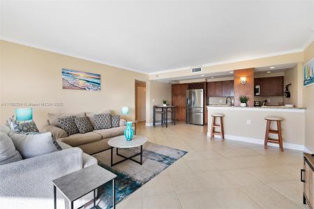 2900 NE 30th St 7G, Fort Lauderdale, Florida 33306, USA