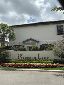 4706 Santa Cruz Way, Davie, Florida 33314, USA