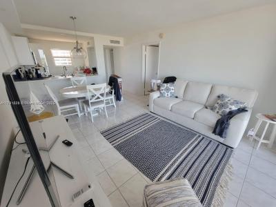 1391 S Ocean Blvd 905, Pompano Beach, Florida 33062, USA