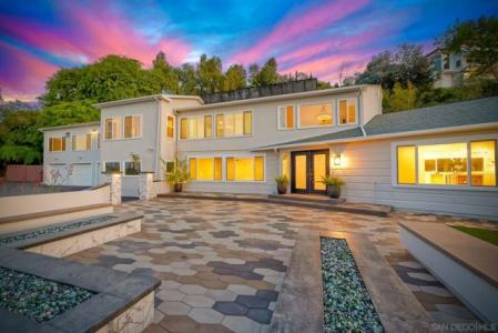 Alto Dr, La Mesa, カリフォルニア 91941, アメリカ合衆国