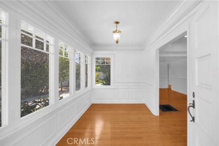 N Virginia Road, Long Beach, California 90807