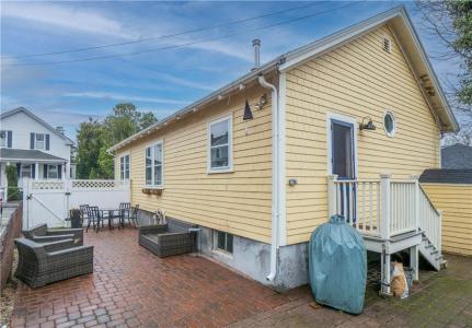4 Findlay Place, Newport, Rhode Island 02840