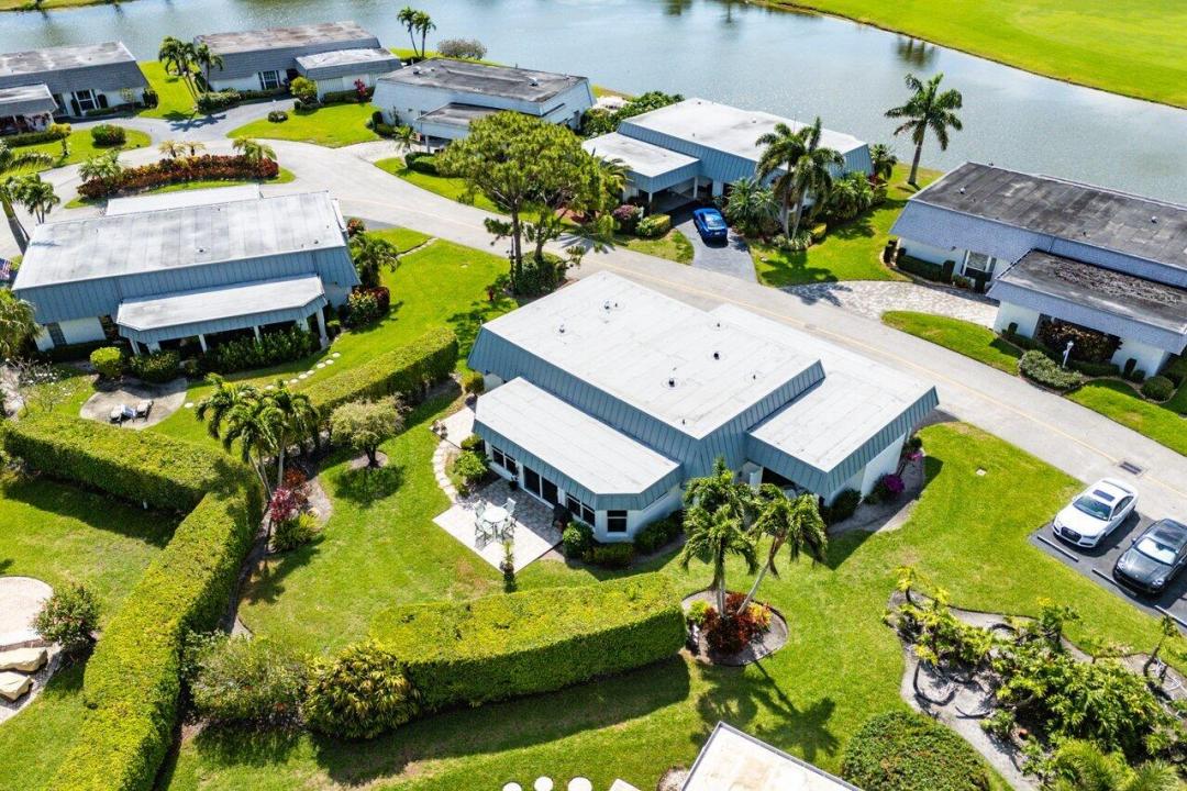 401 French Royale Circle, City of Atlantis, Atlantis, Florida 33462, USA