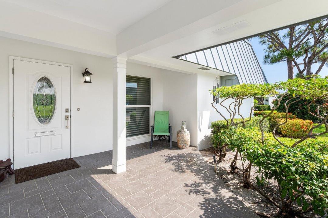 401 French Royale Circle, City of Atlantis, Atlantis, Florida 33462, USA