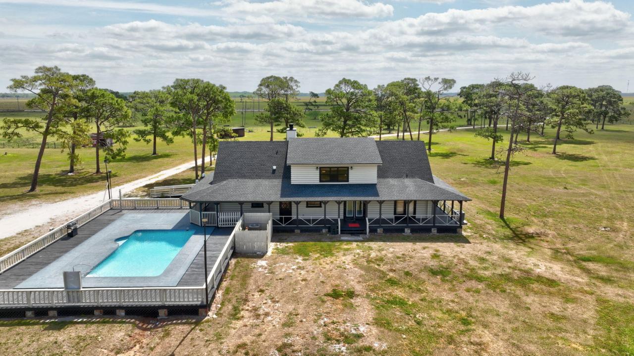 6575 NE 96th Avenue, Okeechobee, Florida 34972