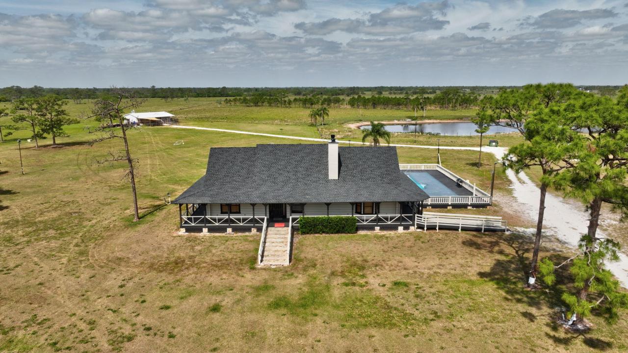 6575 NE 96th Avenue, Okeechobee, Florida 34972
