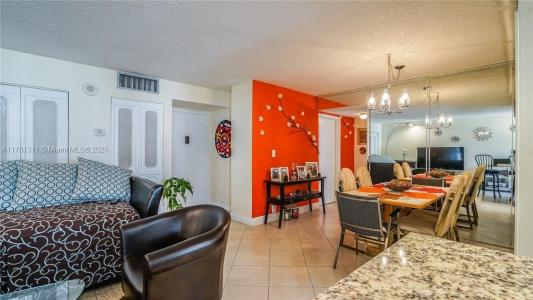 17011 N Bay Rd 701, Sunny Isles Beach, Florida 33160, USA